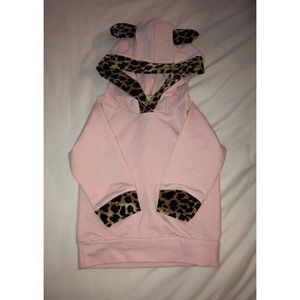 Pink, leopard print 2 piece sweater set
